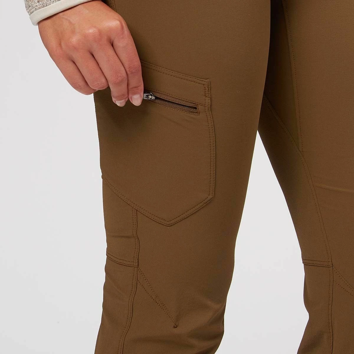 Outdoor Research Ferrosi Pant Women's 6 Outdoor Research Ferrosi Pant Women's - Image 4
